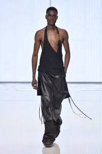 Balmain RTW Spring 2022