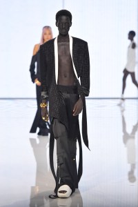 Balmain RTW Spring 2022
