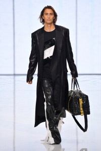 Balmain RTW Spring 2022