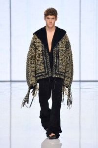 Balmain RTW Spring 2022