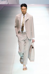 Emporio Armani RTW Spring 2022