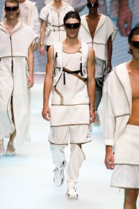 Emporio Armani RTW Spring 2022