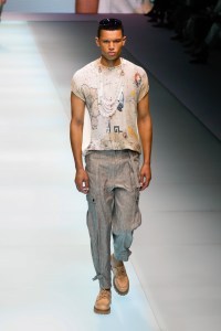 Emporio Armani RTW Spring 2022