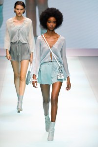 Emporio Armani RTW Spring 2022