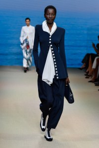 Giorgio Armani RTW Spring 2022