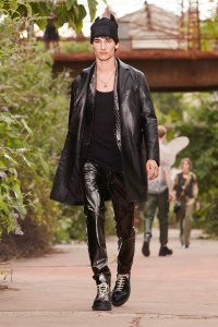 Dsquared2 RTW Spring 2022