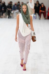 Loewe RTW Spring 2022