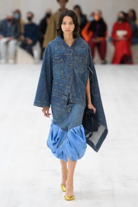 Loewe RTW Spring 2022