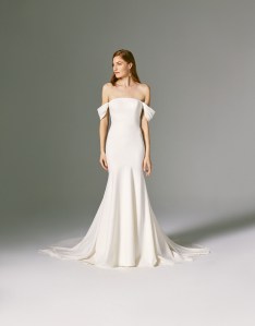 Savannah Miller Bridal Fall 2022