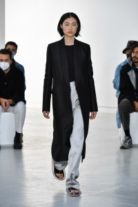 Shang Xia RTW Spring 2022