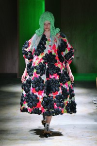 Comme des Garçons RTW Spring 2022