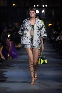 Valentino RTW Spring 2022