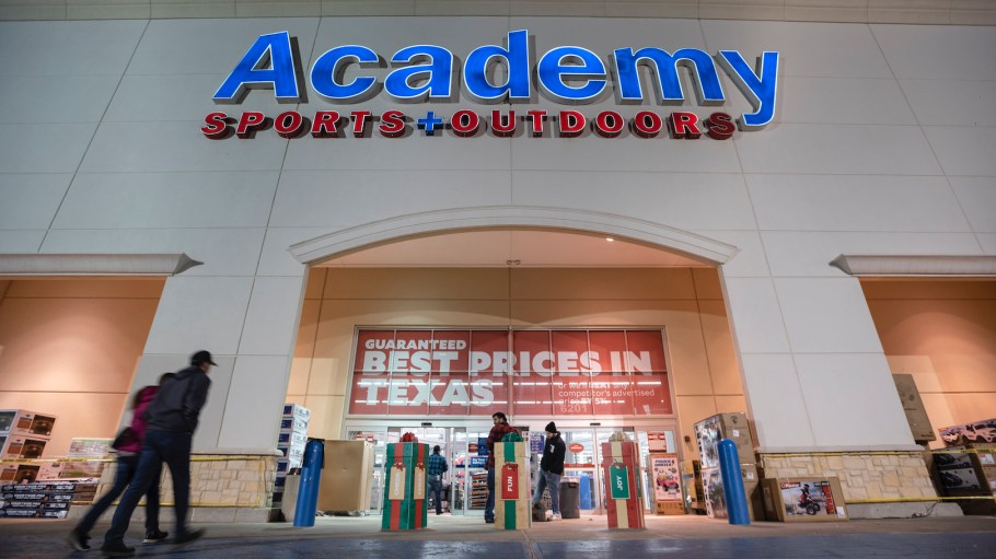 Academy Sports + Outdoors saw net sales jump 18.1 percent to a third quarter record of $1.59 billion from $1.35 billion in the year-ago period, taking in net income of $161.3 million in the quarter.