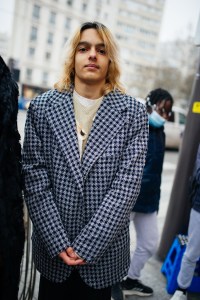 Street style at Paris Haute Couture Week Spring 2022.