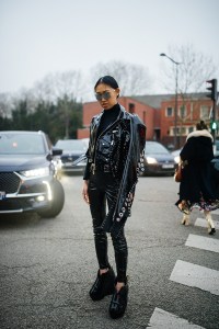 Street style at Paris Haute Couture Week Spring 2022.