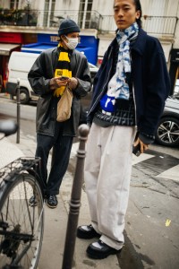 Street style at Paris Haute Couture Week Spring 2022.