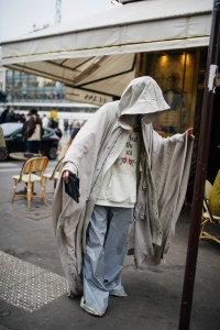 Street style at Paris Haute Couture Week Spring 2022.
