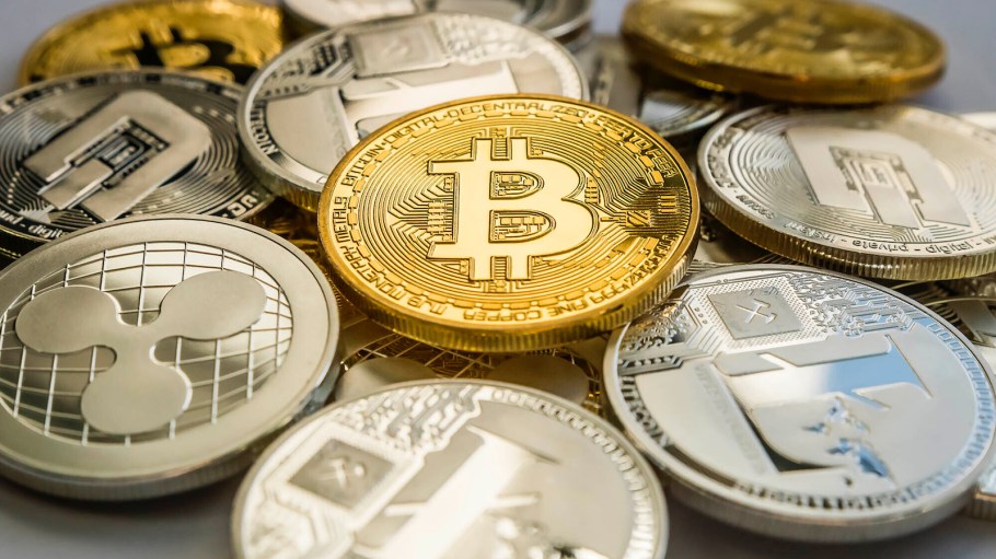 The logistics company that wants to make cross-border trade easier for everyone also appears to be bullish on decentralized currency's future role in the global economy. Flexport, which just last month raised $935 million in a funding round that now values the freight forwarder at $8 billion, holds Bitcoin on its balance sheet, according to a post from outspoken founder and CEO Ryan Petersen on Twitter.