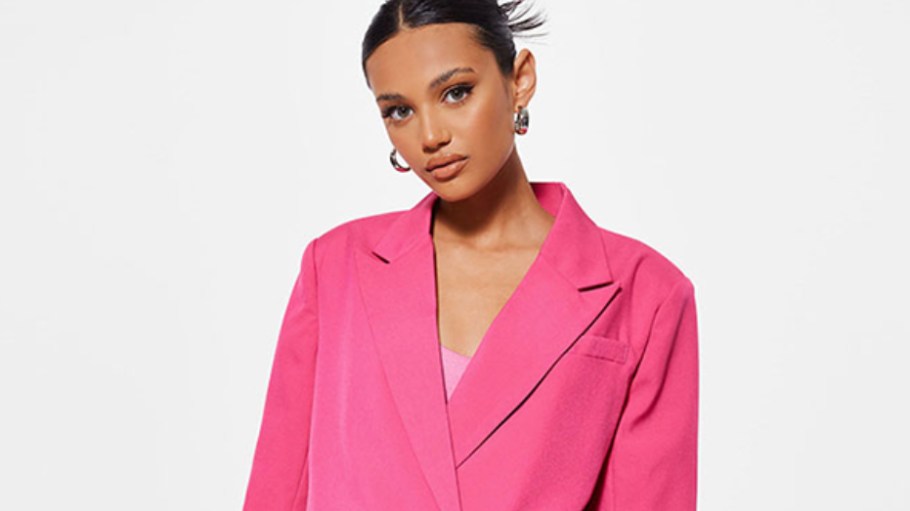 Missguided is going to be in new hands as company CEO and founder Nitin Passi is stepping down as day-to-day leader of the U.K.-based fashion retailer.