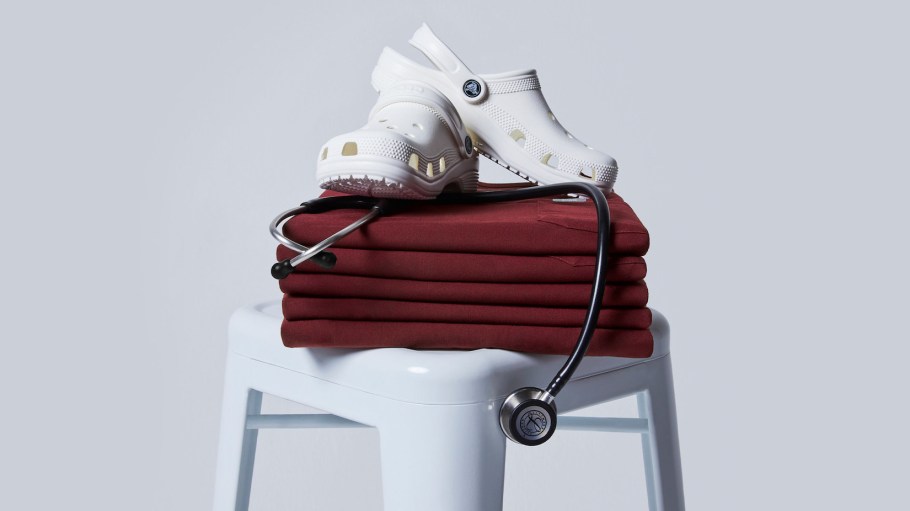 Crocs has partnered with Figs, a direct-to-consumer healthcare apparel and lifestyle brand, to provide head-to-toe comfort to healthcare workers during the week-long Free Pair for Healthcare giveaway.
