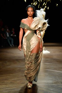 Iris Van Herpen Couture Fall 2022
