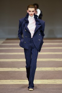 Viktor&Rolf Couture Fall 2022
