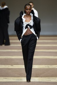 Viktor&Rolf Couture Fall 2022