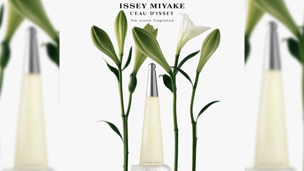 An advertisement for L'Eau d'Issey