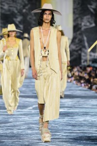 Balmain RTW Spring 2023