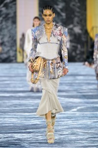 Balmain RTW Spring 2023