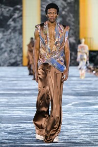 Balmain RTW Spring 2023