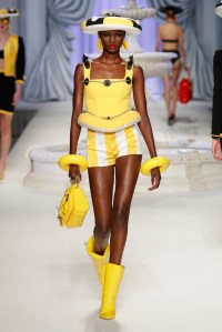 Moschino RTW Spring 2023