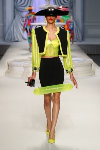 Moschino RTW Spring 2023