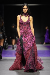 Versace RTW Spring 2023