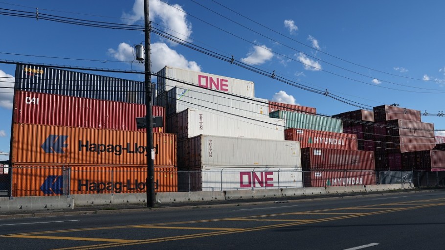 Shipping lines and container owners in North America. mostly in the U.S., are finding it difficult to return containers to China.