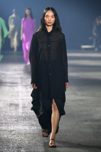 Issey Miyake RTW Spring 2023