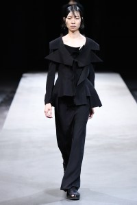 Yohji Yamamoto RTW Spring 2023