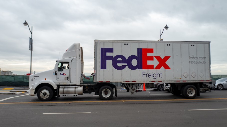 FedEx Freight to furlough drivers