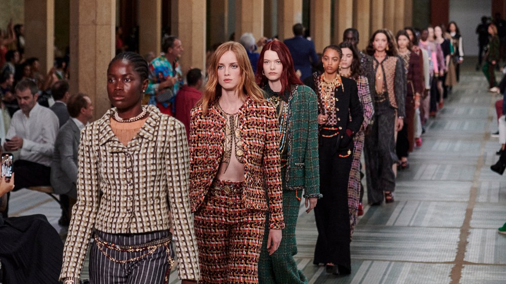 Chanel 2022-2023 Métiers d'Art Dakar