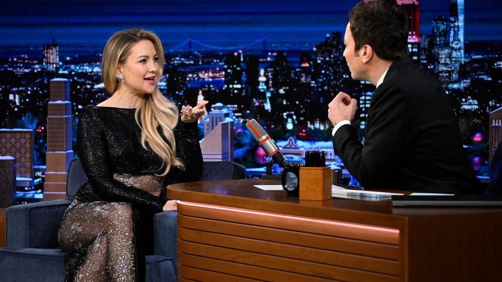 THE TONIGHT SHOW STARRING JIMMY FALLON -- Episode 1764 -- Pictured: (l-r) Actress Kate Hudson during an interview with host Jimmy Fallon on Monday, December 12, 2022 -- (Photo by: Todd Owyoung/NBC)
