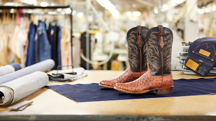 Wrangler is paying tribute to its western roots with commemorative cowboy boots.