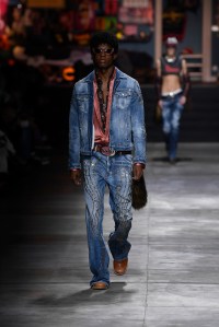Dsquared2 RTW Fall 2023
