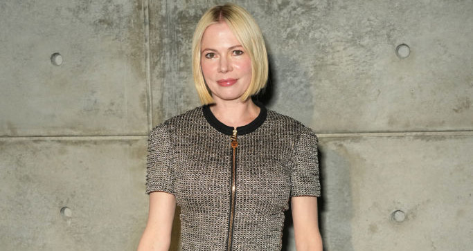 BEVERLY HILLS, CALIFORNIA - JANUARY 06: Michelle Williams attends Louis Vuitton and W Magazine's awards season dinner on January 06, 2023 in Beverly Hills, California. (Photo by Kevin Mazur/Getty Images for W Magazine)