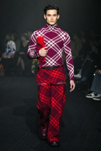 Burberry RTW Fall 2023