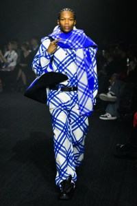 Burberry RTW Fall 2023