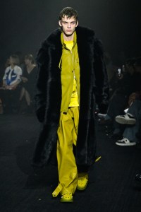 Burberry RTW Fall 2023