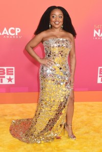 Quinta Brunson, dress, sequin dress, shiny dress, sparkly dress, long dress, strapless dress, sandals, platforms, platform sandals, metallic sandals, metallic heels, Heels, high heels, NAACP, NAACP Image Awards, awards, ceremony, red carpet, celebrity red carpet