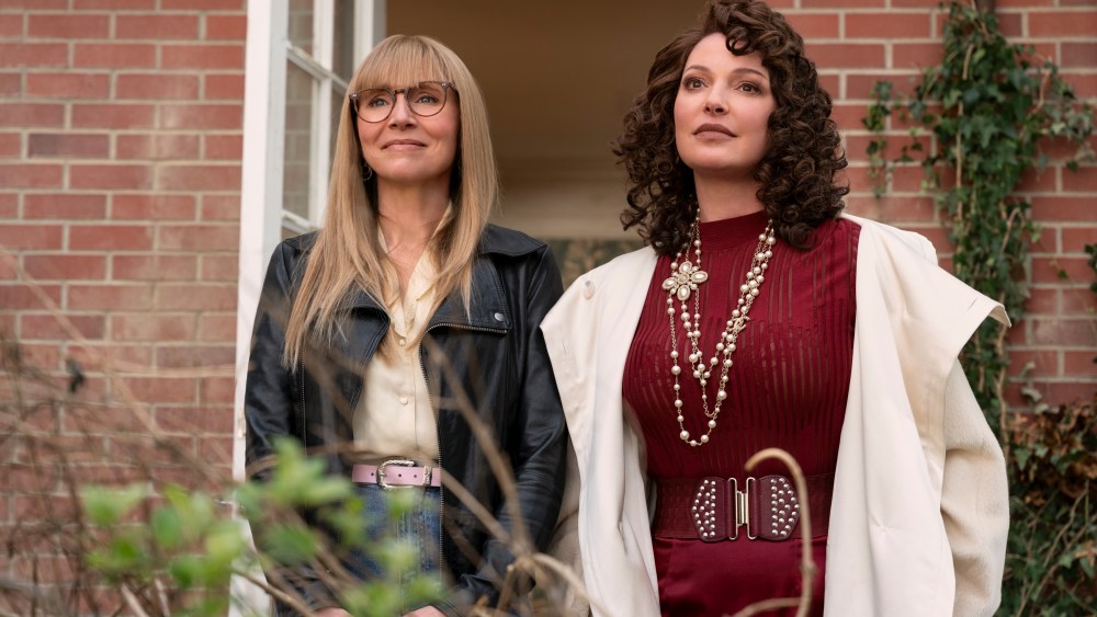 best new tv shows to watch in april 2023 on streaming services, Firefly Lane. (L to R) Sarah Chalke as Kate, Katherine Heigl as Tully in episode 216 of Firefly Lane. Cr. Diyah Pera/Netflix © 2023