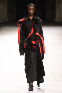 Yohji Yamamoto RTW Fall 2023