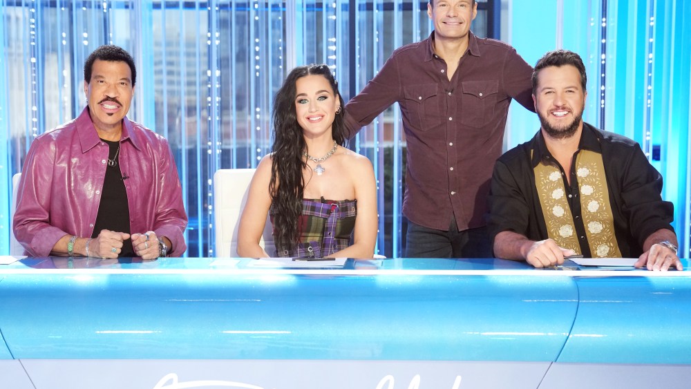 (L-R) Lionel Richie, Katy Perry, Ryan Seacrest and Luke Bryan in a promotional photo for "American Idol."